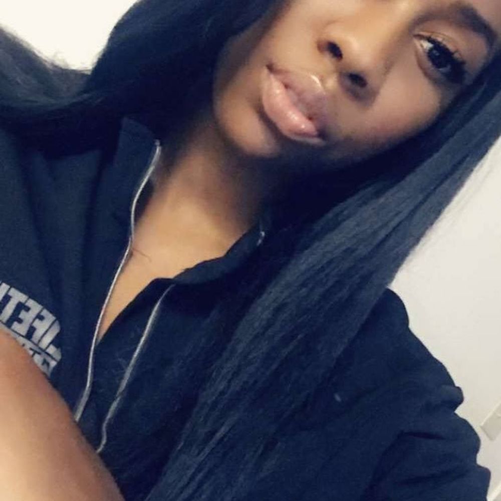 Meet your Posher, T'nika